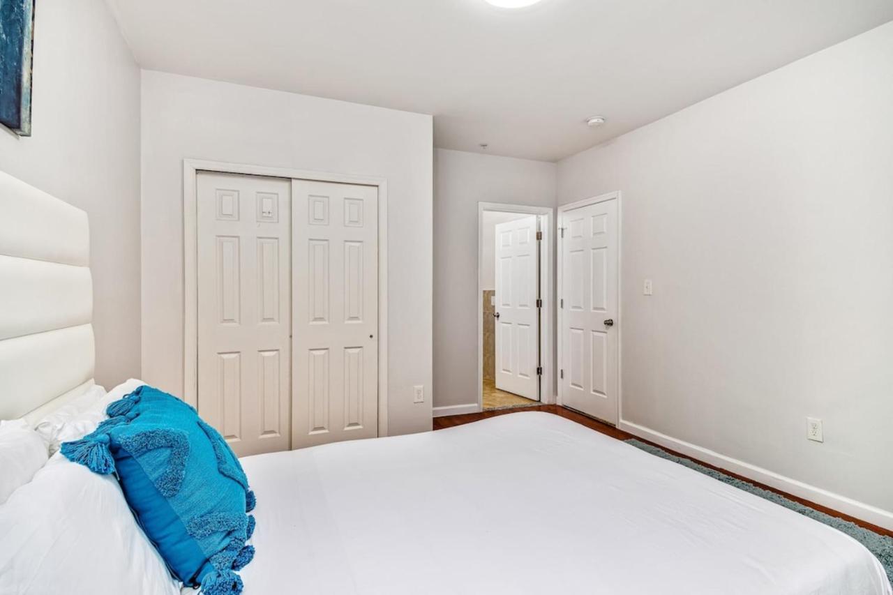 Lovely 2Bd Apt Steps From The Convention Center Philadelphia Eksteriør bilde